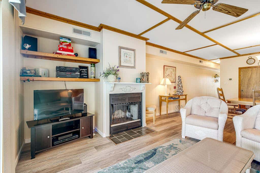 Mallard Lakes - 38256 Hummingbird Ln #218