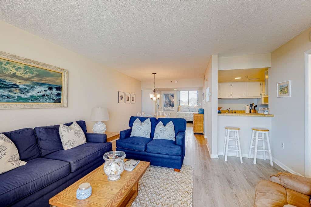 Sea Colony: Ocean View Condo with Balcony, & Shared Pools/Hot Tub/Tennis