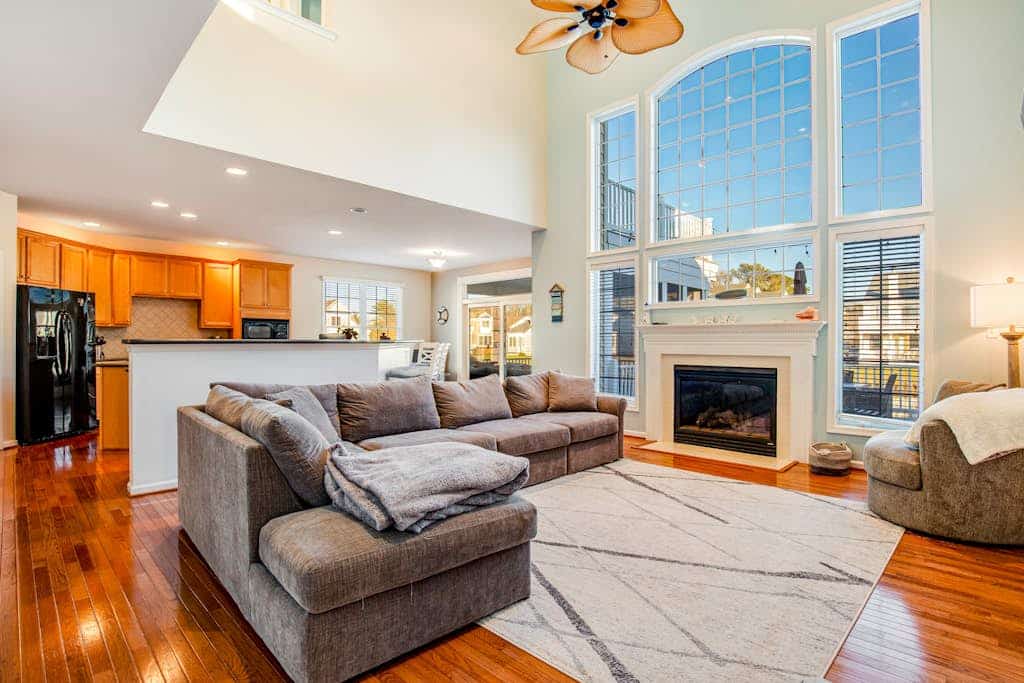 Dog-friendly Bethany Lakes waterfront home with shared pool, pickleball, & gym