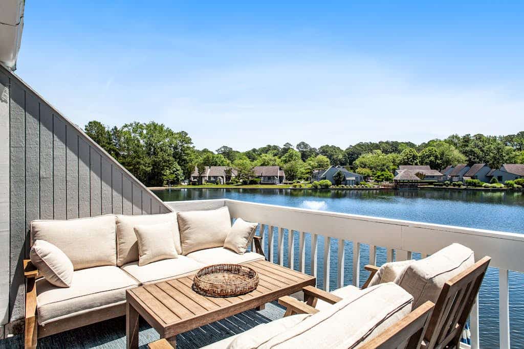 Sea Colony-- beautiful waterfront condo with pool, hot tub, & tennis --renovated