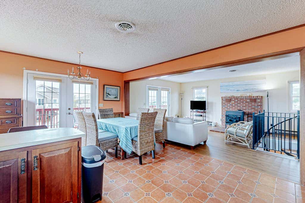Town of Fenwick Island - 20 W Maryland Ave