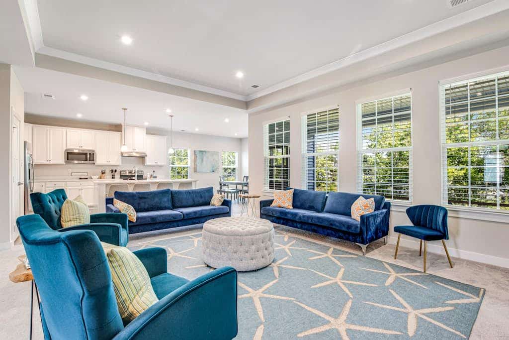 Beach retreat home with covered patio, W/D, fast WiFi, and central AC