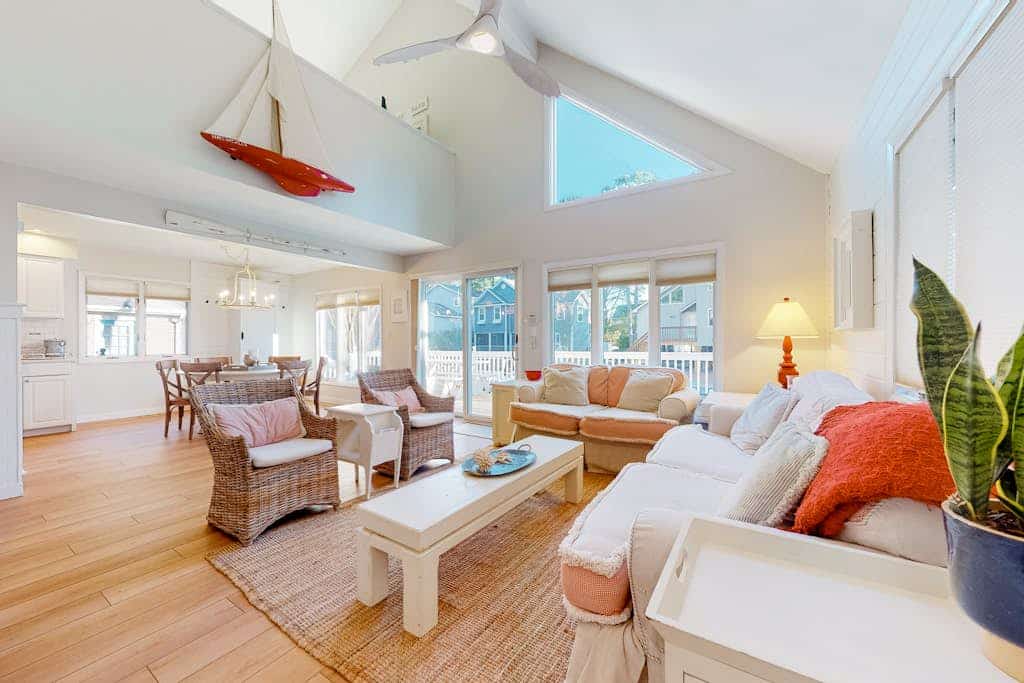South Bethany cottage with private pool, firepit, & more - 5 minutes from beach