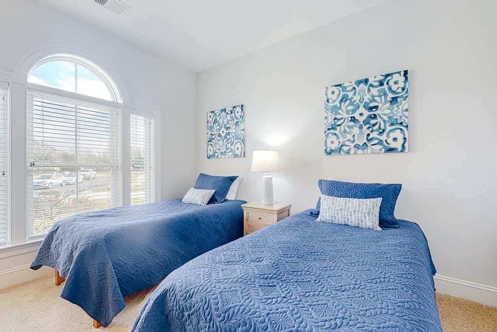 Bayside Resort - 30248 Candleberry Drive