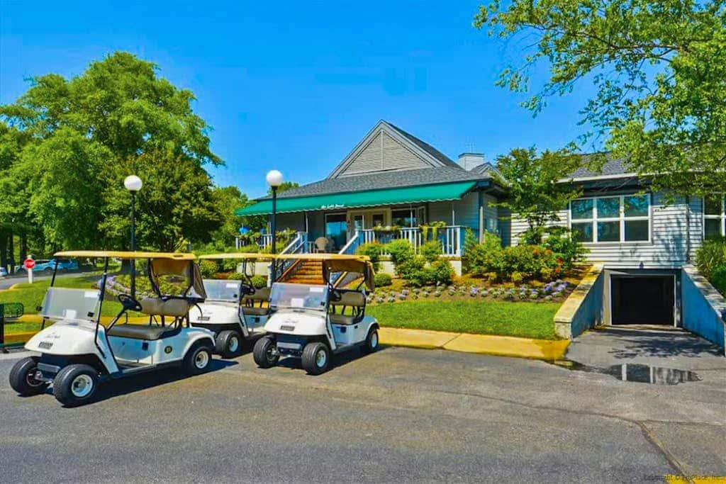 Salt Pond - 614 Bethany Loop