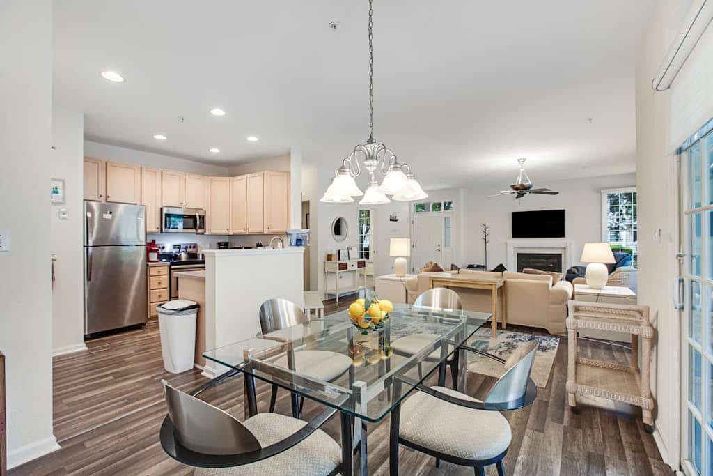 Bear Trap Dunes 1st floor condo w/ central AC, private W/D, and gas fireplace