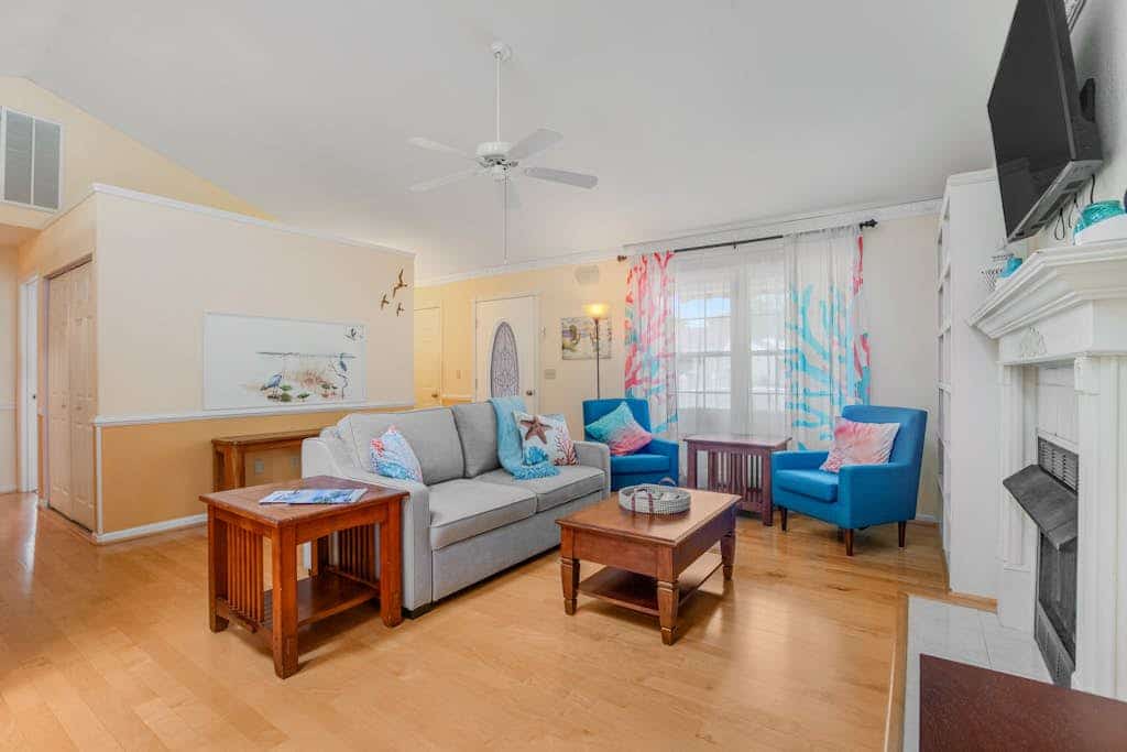 Clearwater - Jamestown Cir | House in Frankford