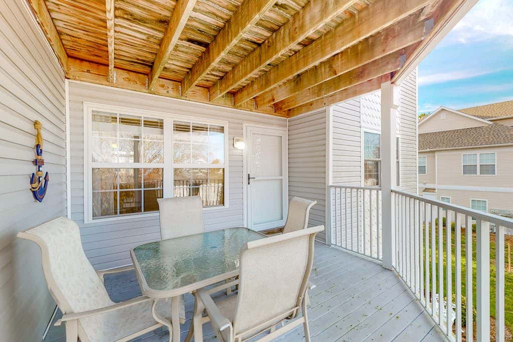 Bethany Bay - 37514 Pettinaro Dr # 9404