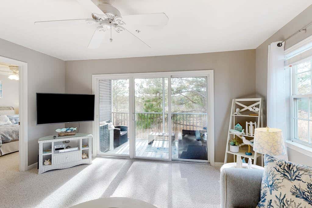 Bethany Bay - 37514 Pettinaro Dr # 9404