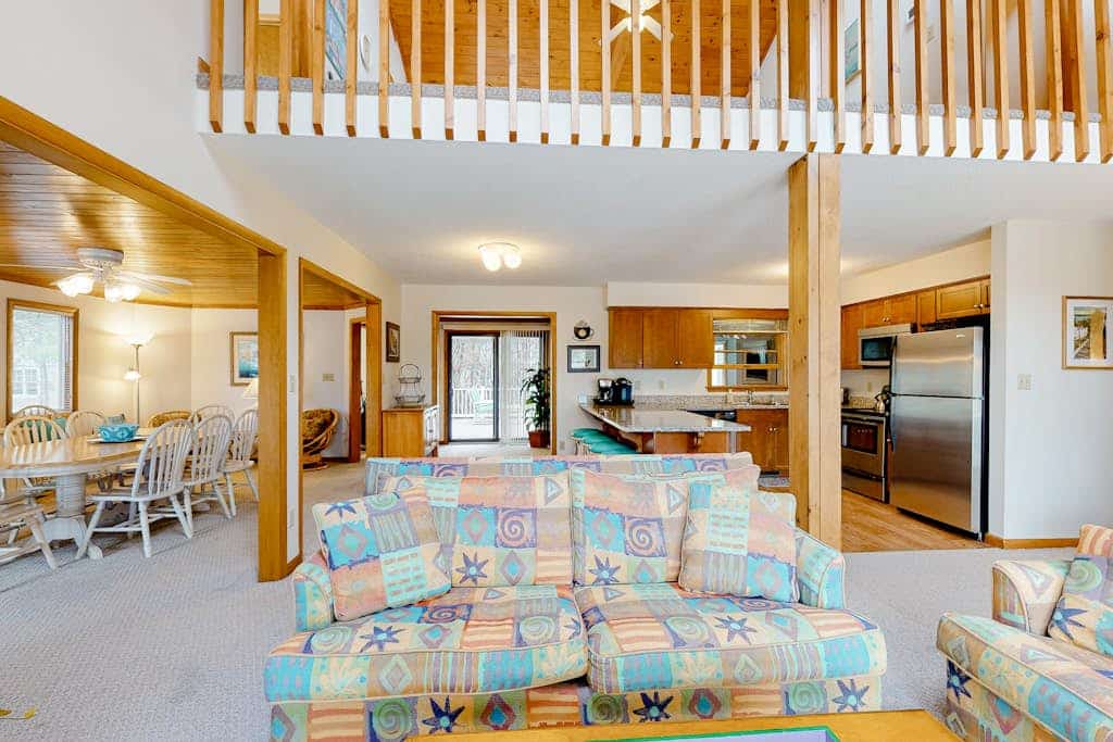 Gull's Nest gated home with deck, grill, & private neighborhood beach access