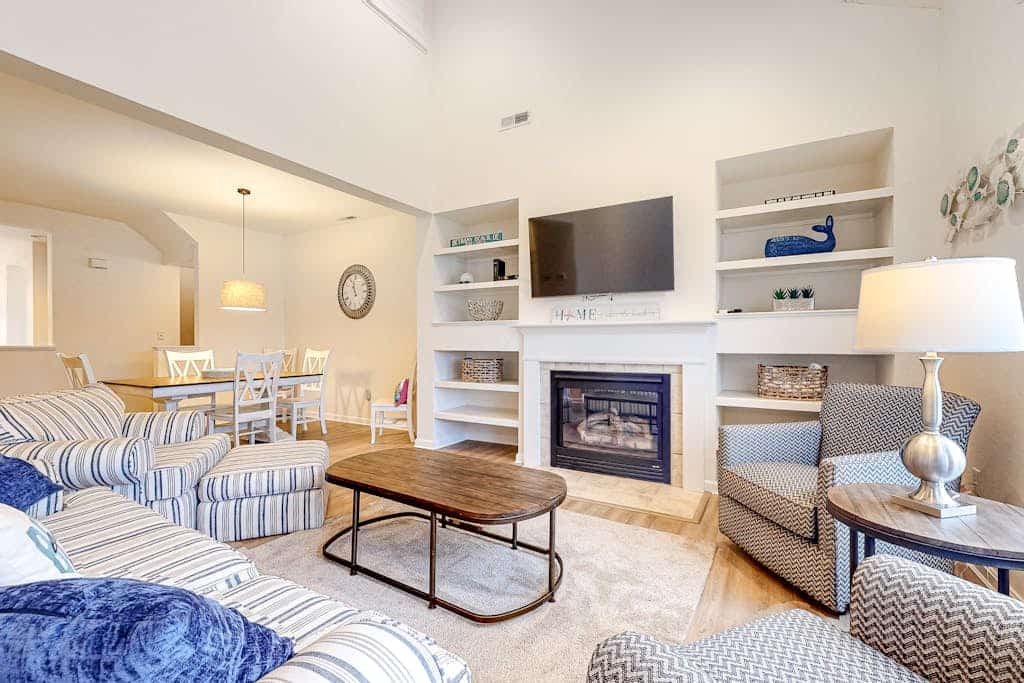 Bear Trap Dunes condo with access to tennis/pickleball, sauna, pool & fast WiFi