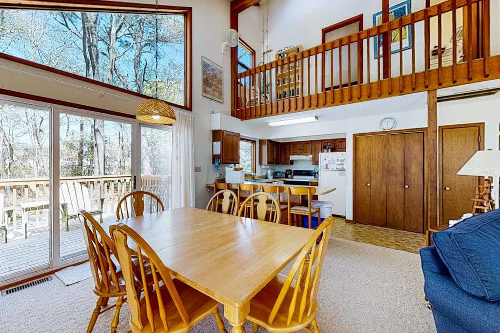 Middlesex Beach dog-friendly home with grill, deck, cornhole, & washer/dryer