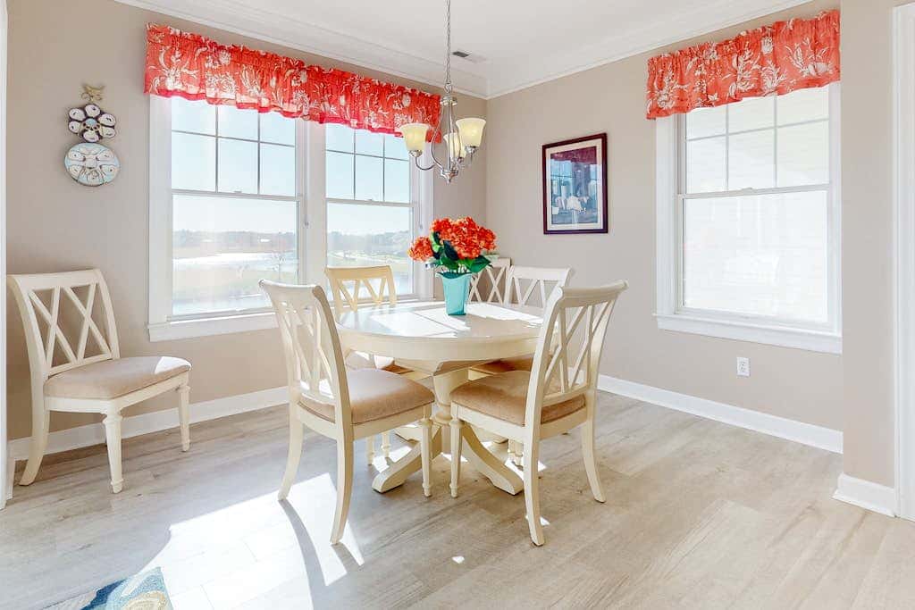 Bayside Resort - 31738 Lakeview Dr #202A