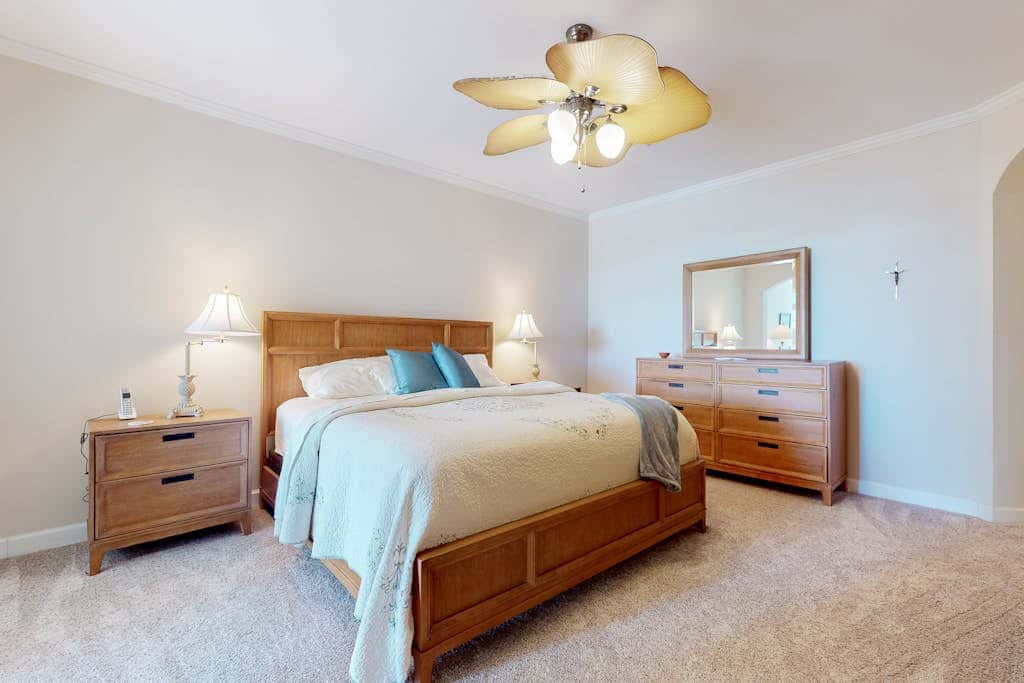 Bayside Resort - 31738 Lakeview Dr #202A