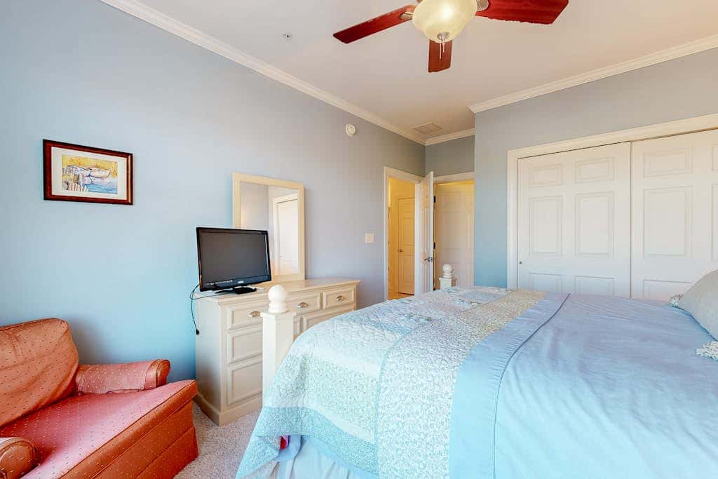 Bayside Resort - 31738 Lakeview Dr #202A