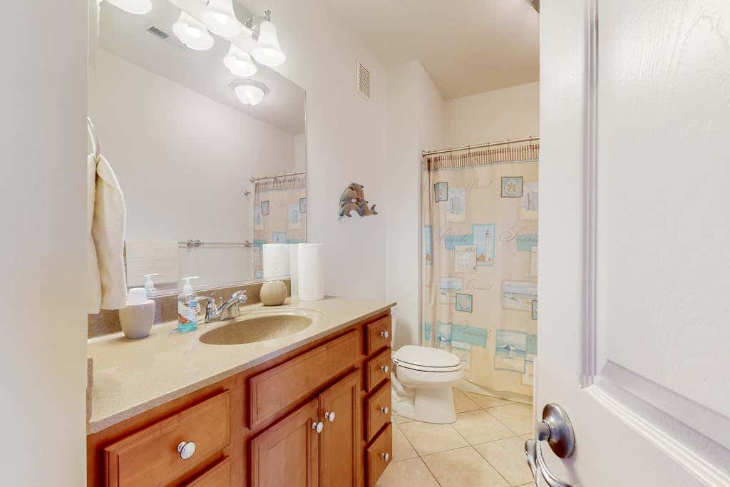 Bayside Resort - 31738 Lakeview Dr #202A