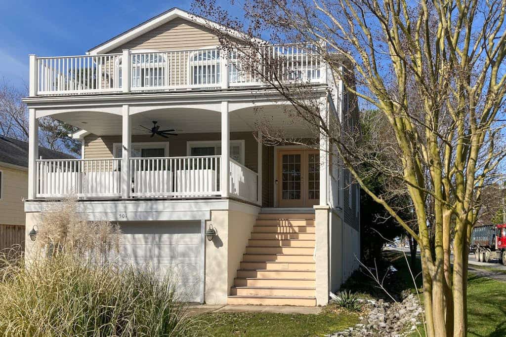 Bethany Beach luxury coastal retreat - blocks from downtown, beach & EV charger