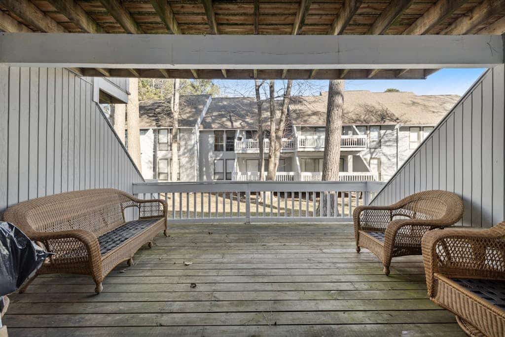 Sea Colony condo with indoor/outdoor pools, sports courts, & beach access