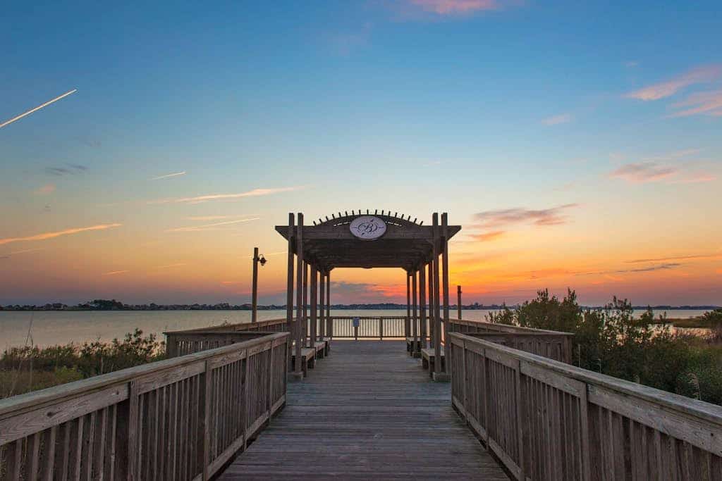 Bayside Resort townhome with nautical-theme, resort amenities, & water views