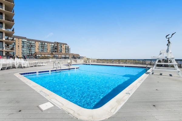 Sea Colony Oceanfront Penthouse - Views, Wrap-Around Deck, Pools, Private Beach