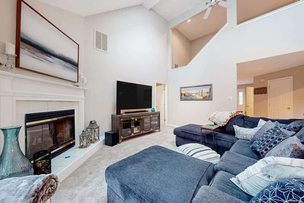 Spacious Salt Pond home with private deck & pool/hot tub/tennis access