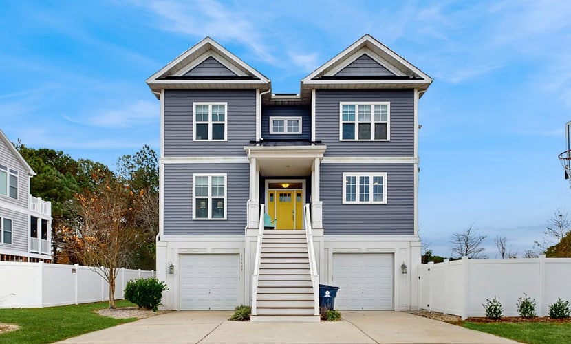 The Sanctuary home near the beach with private pool, pond views, grill, porch