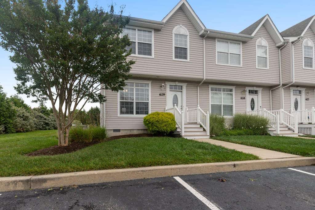 Bethany Breeze --- 38424 Driftwood Ct #629 | Townhouse in Frankford