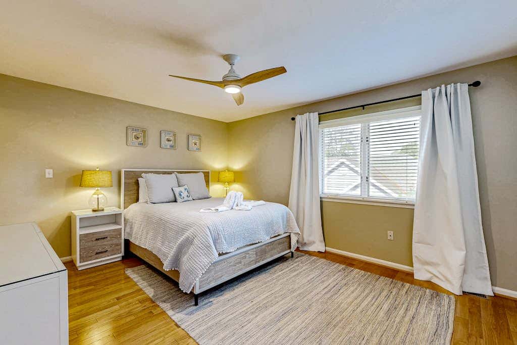 Westwood - 828 Westwood Unit D