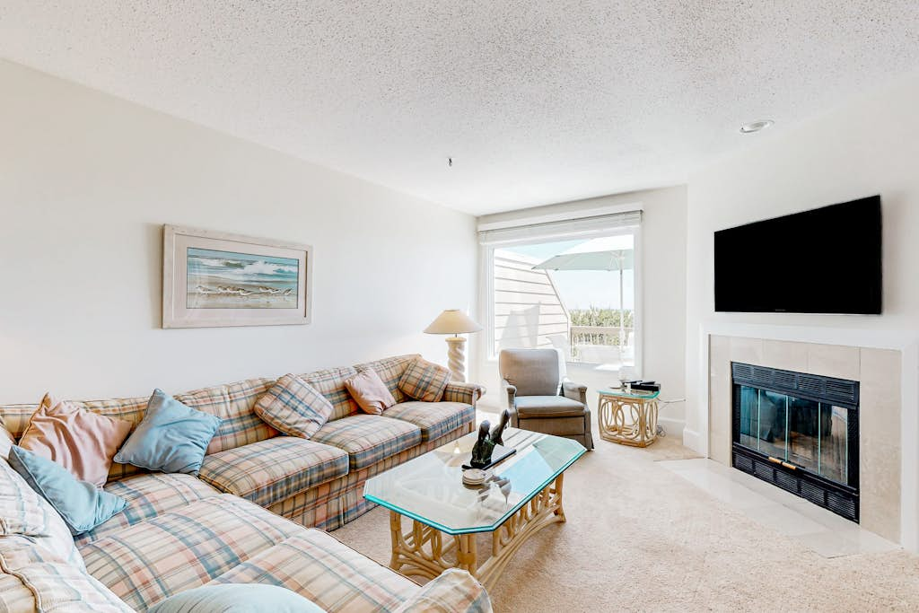 Kings Grant - 40097 E Oceanside Unit 21