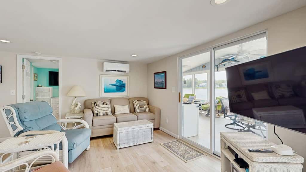 Town of Ocean View - 38253 Piney Point Rd