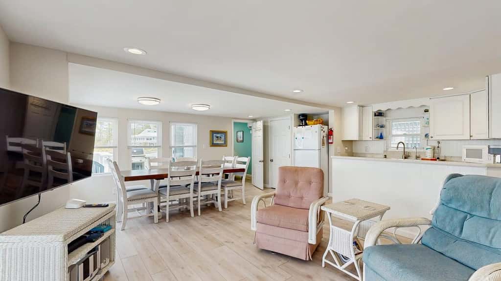Town of Ocean View - 38253 Piney Point Rd