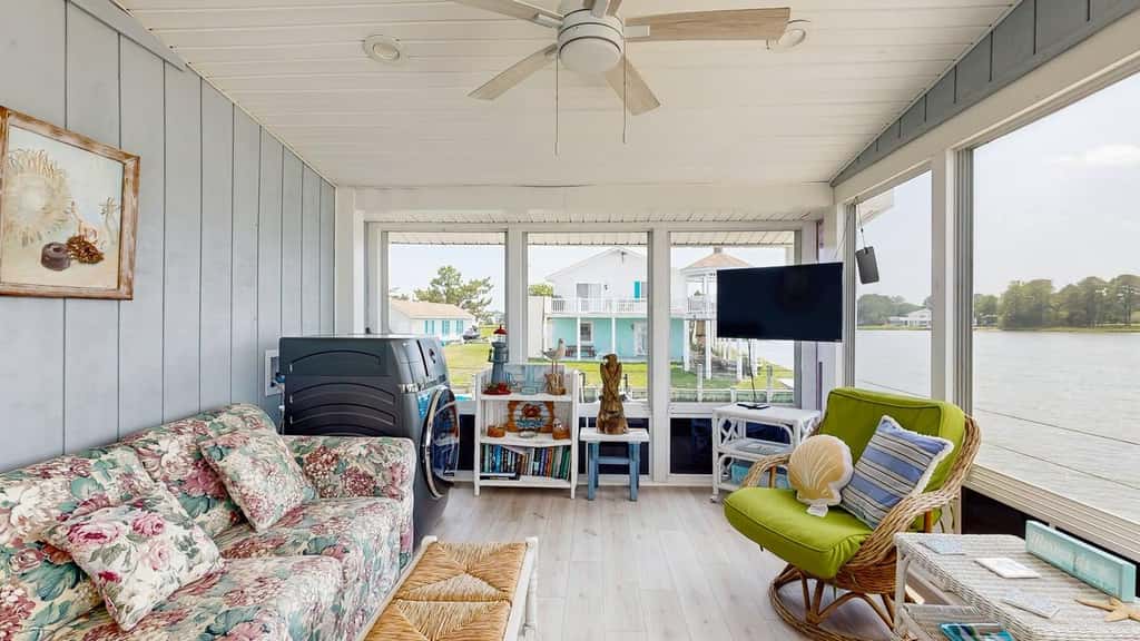 Town of Ocean View - 38253 Piney Point Rd