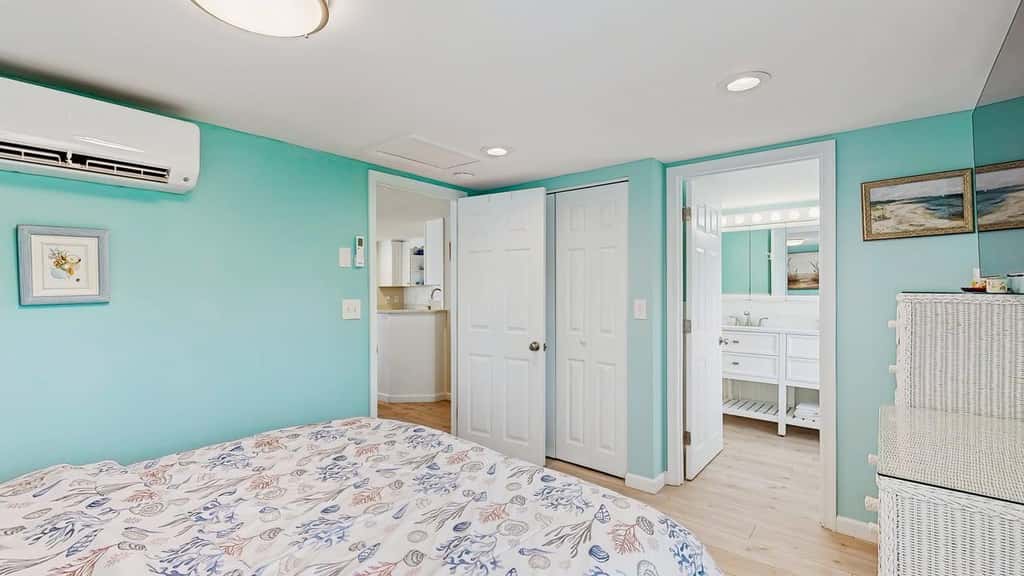 Town of Ocean View - 38253 Piney Point Rd