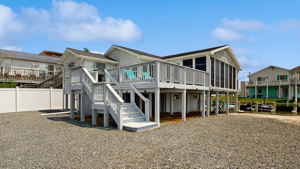 Town of Ocean View - 38253 Piney Point Rd