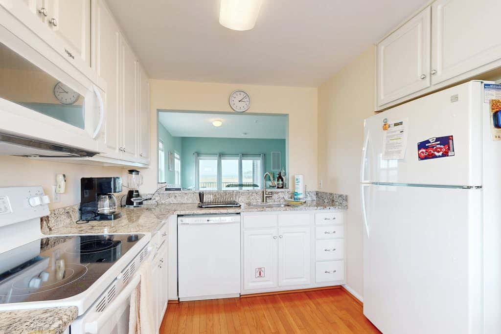 Bethany Bay - 37448 Pettinaro Dr #5705