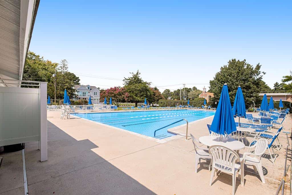 Bethany West house w/shared pool, tennis courts, W/D & free WIFI