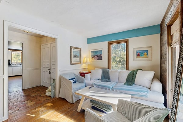 Town of Bethany Beach House Close to Beach & Restaurants with Deck