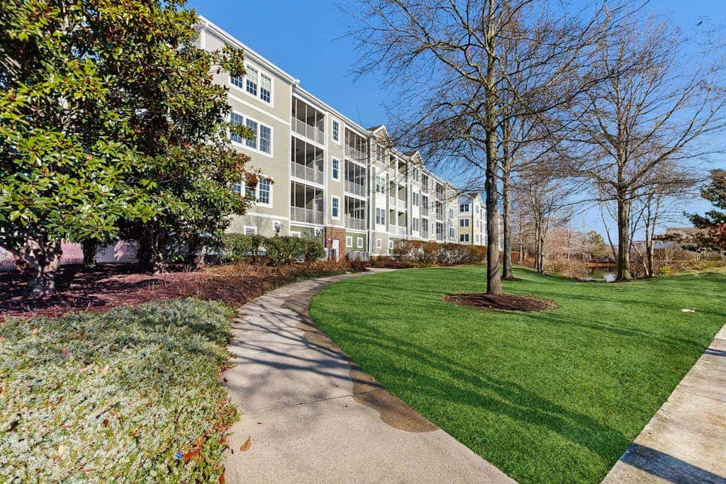 Bayside Resort - 38415 Boxwood Terrace #103