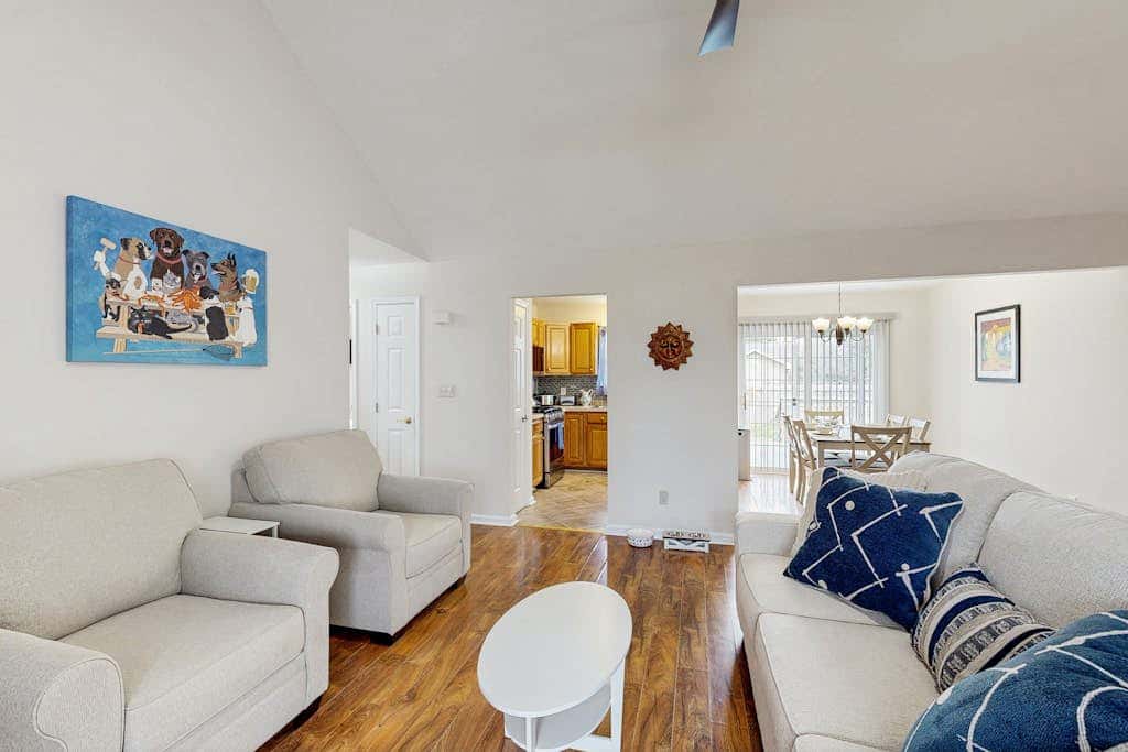 Breezewood - Phoebe’s House - 109 Strawberry Way