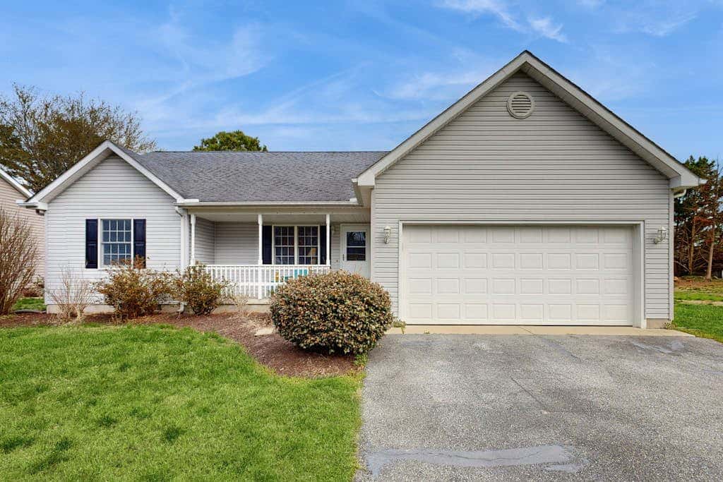 Breezewood - Phoebe’s House - 109 Strawberry Way