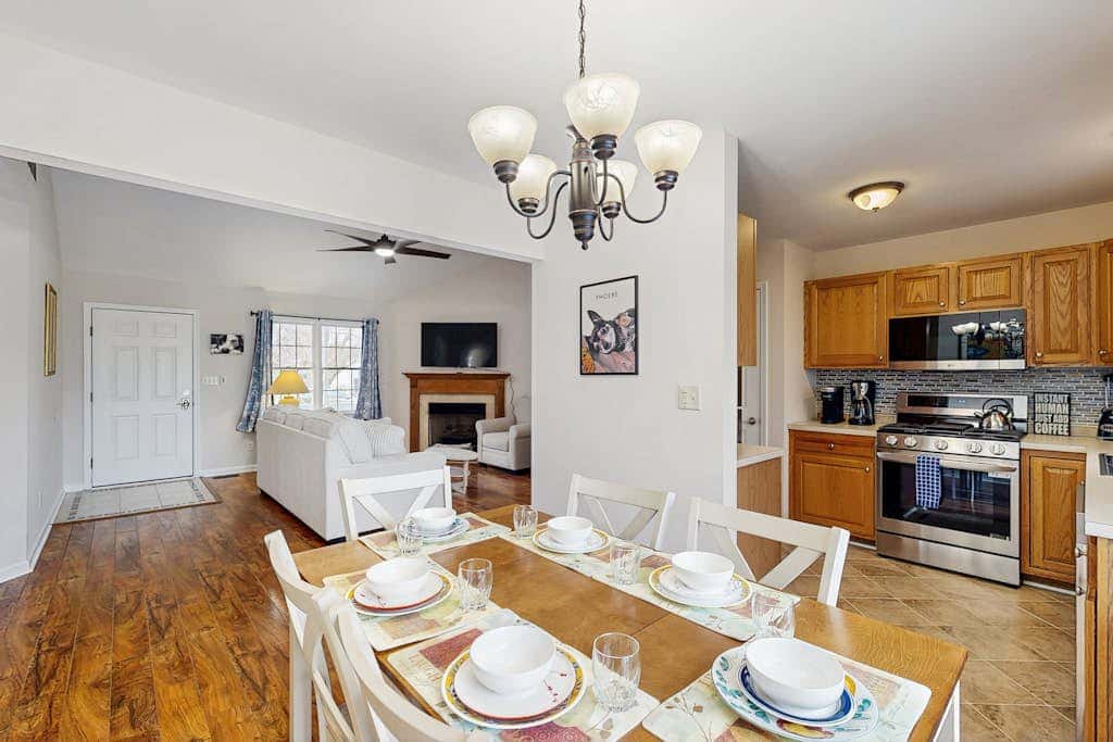 Breezewood - Phoebe’s House - 109 Strawberry Way