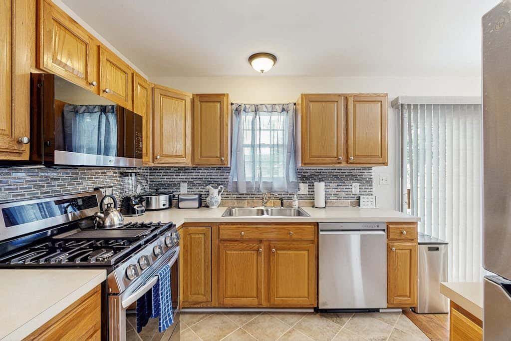 Breezewood - Phoebe’s House - 109 Strawberry Way