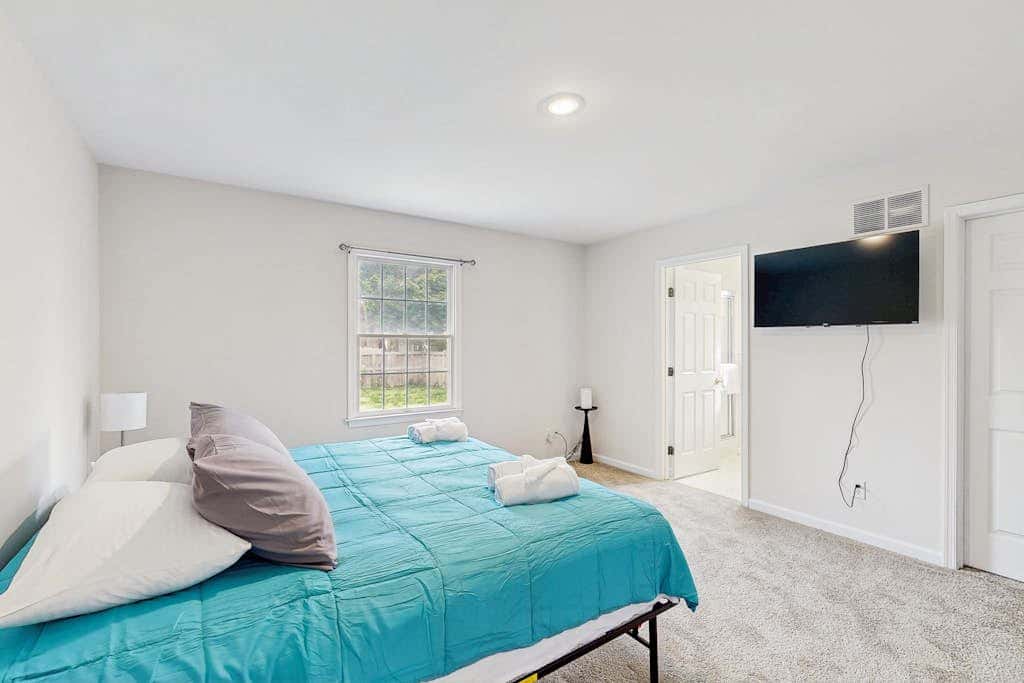Breezewood - Phoebe’s House - 109 Strawberry Way