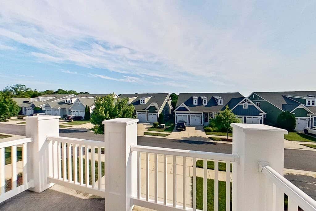 Bayside Resort - 30141 Candleberry Dr
