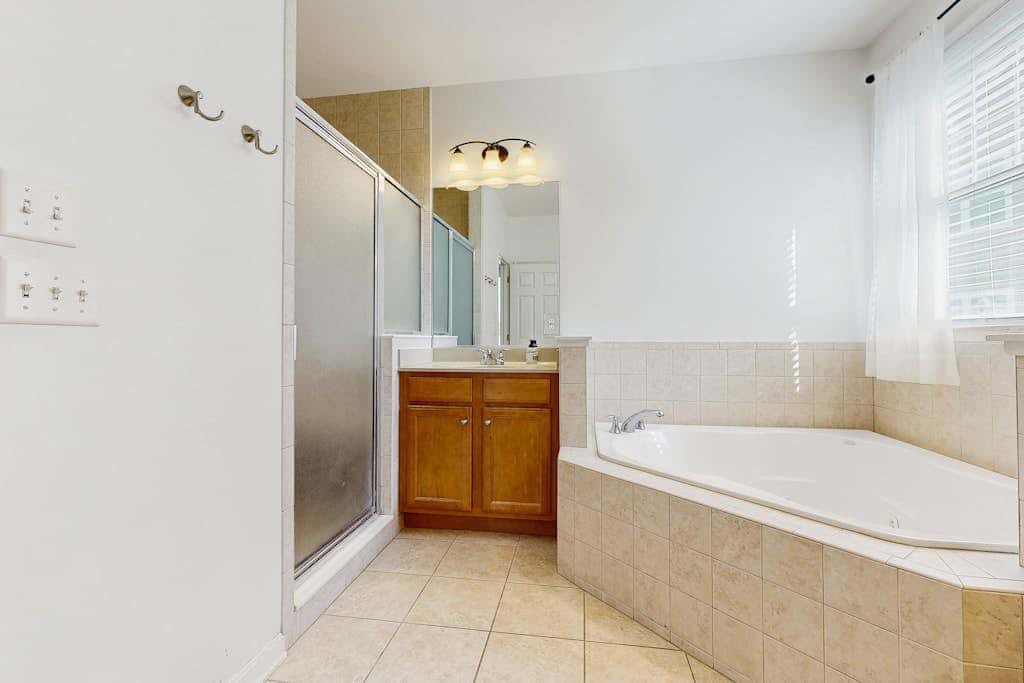 Bayside Resort - 36370 Day Lilly Pkwy