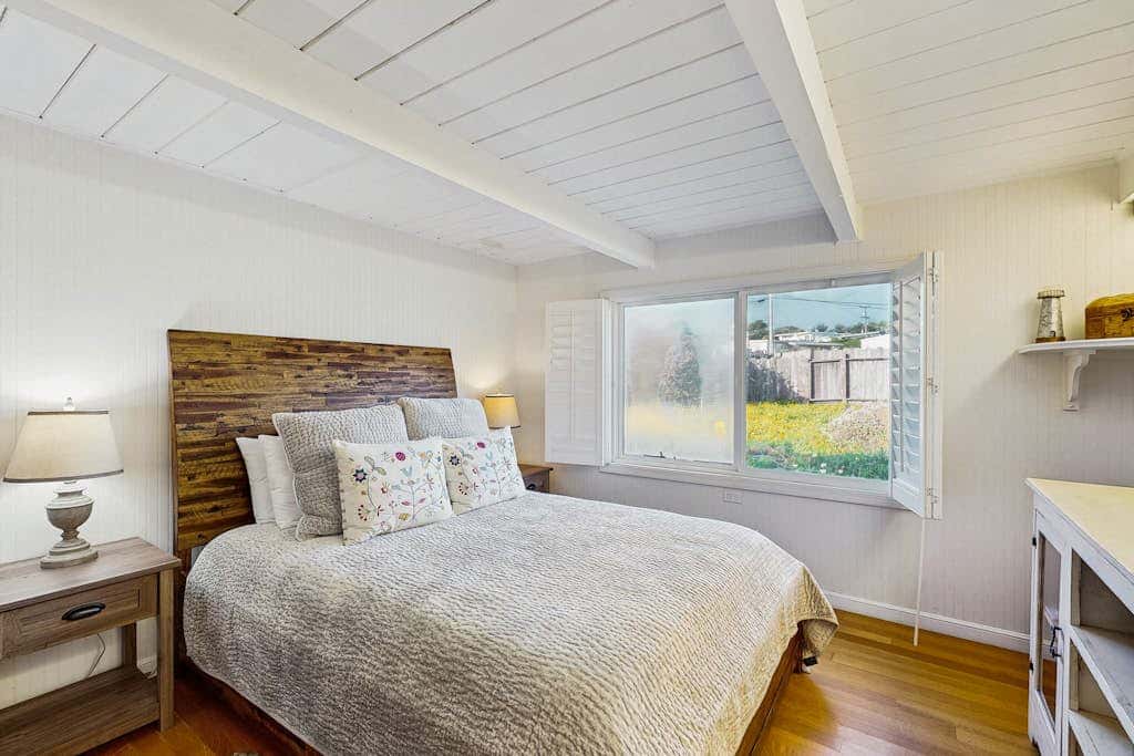 Sunset Escape - Oceanfront Dog-Friendly Cottage, Bodega Bay