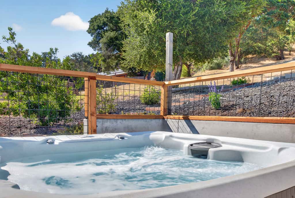 Chardonnay Getaway - Glen Ellen Dog-Friendly Hillside Retreat with Hot Tub & Valley Views