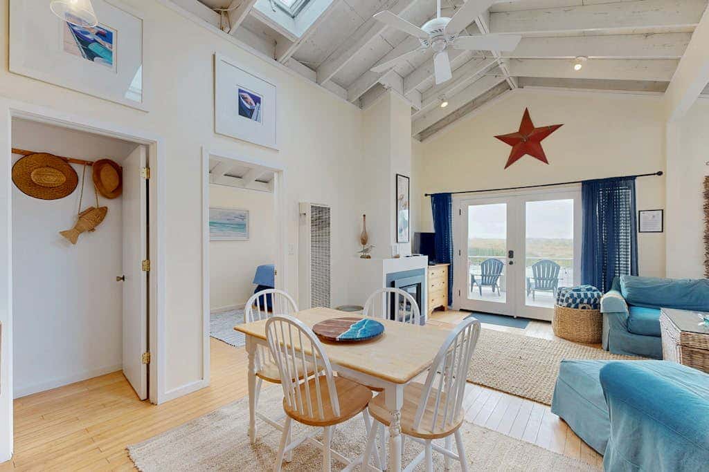 Mar-Tiny - Bodega Bay Salmon Creek Waterfront Cottage for Two and Dogs