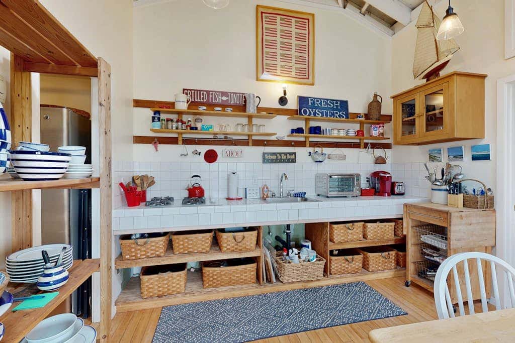 Mar-Tiny - Bodega Bay Salmon Creek Waterfront Cottage for Two and Dogs