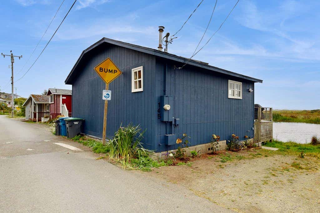 Mar-Tiny - Bodega Bay Salmon Creek Waterfront Cottage for Two and Dogs